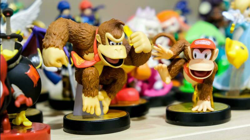 Image of Donkey and Diddy Kong, two Nintendo characters features in the Super Smash Brothers game